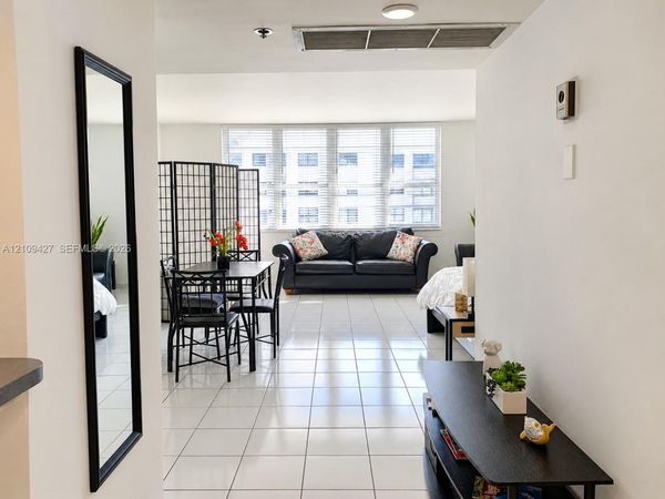 100 Lincoln Rd , Unit 805, Miami Beach, FL 33139