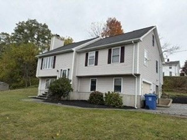 67 Cambridge Road, Unit 1, Woburn, MA 01801