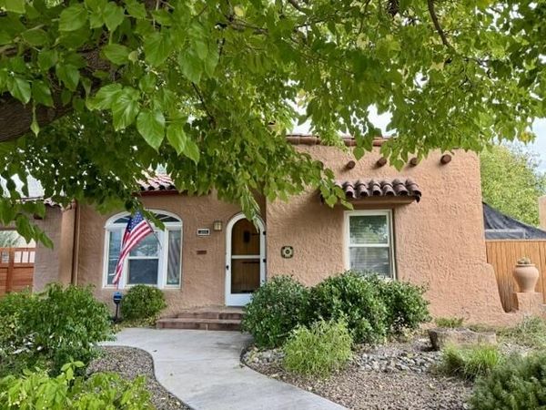344 Solano Drive NE, Albuquerque, NM 87108