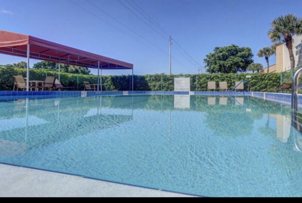 220 Lake Dora Drive, West Palm Beach, FL 33411 Photo
