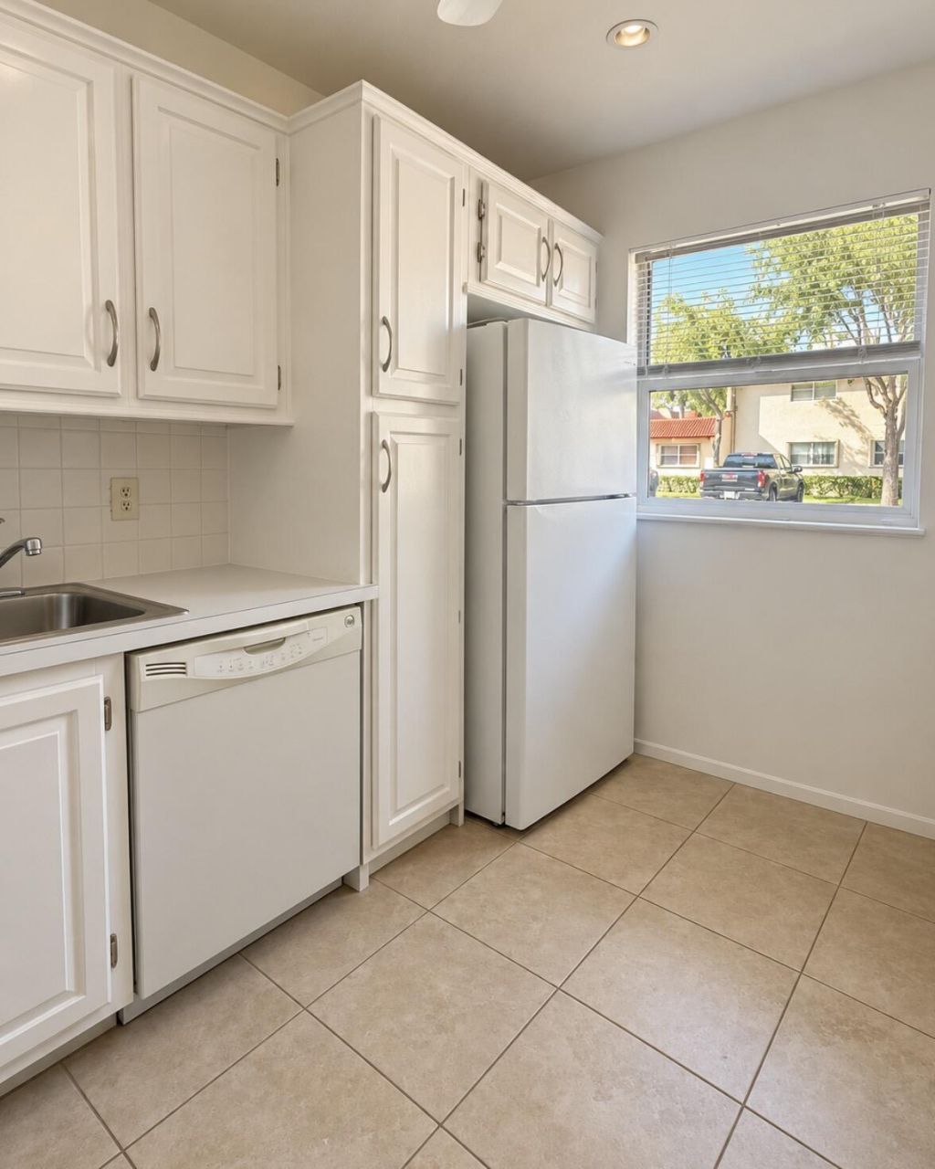 220 Lake Dora Drive, West Palm Beach, FL 33411 Photo