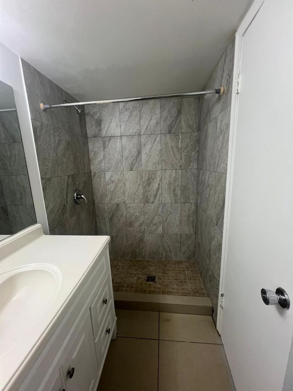 9165 NW 1st Street, Unit 102, Pembroke Pines, FL 33024 Photo