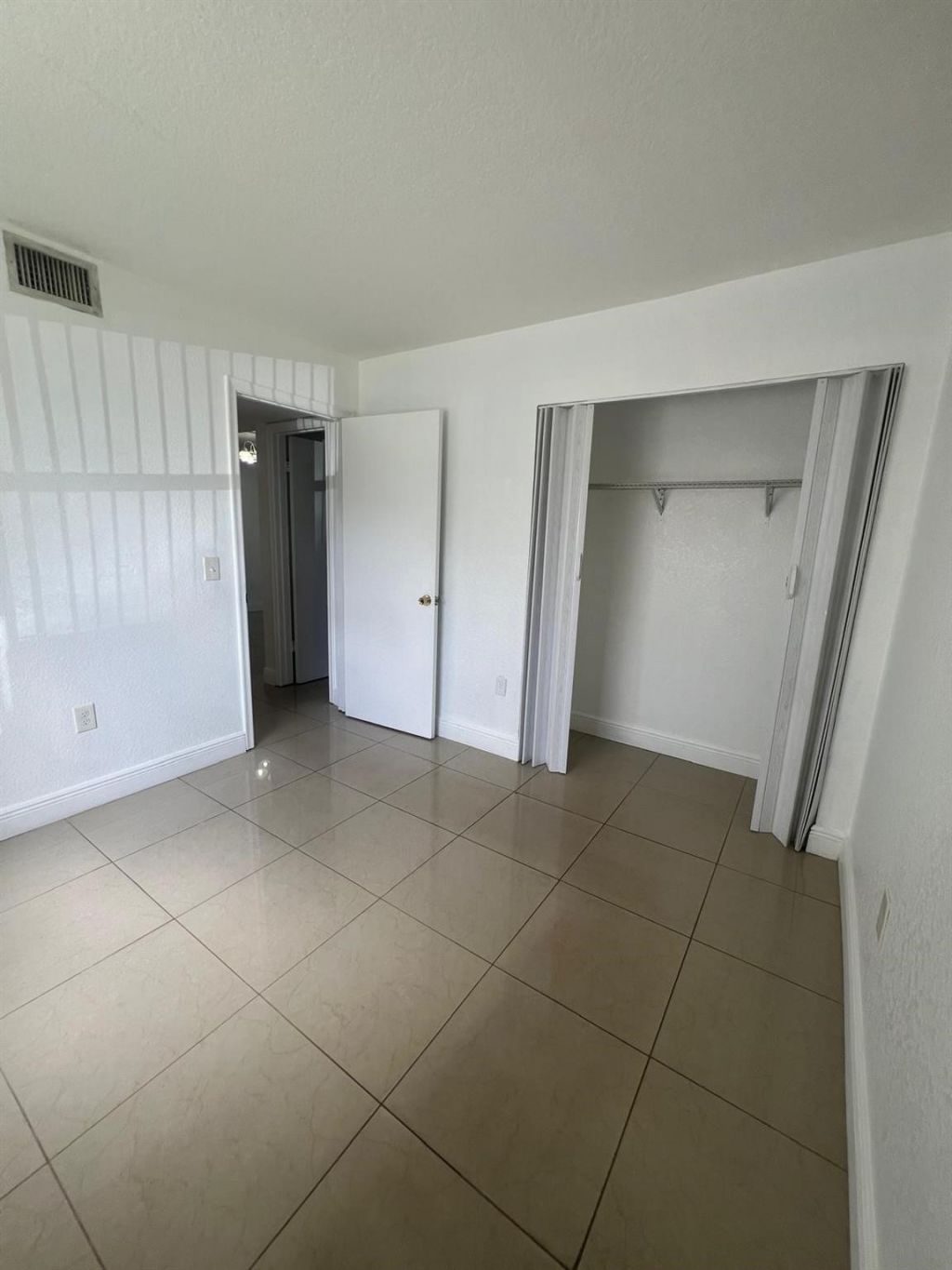 9165 NW 1st Street, Unit 102, Pembroke Pines, FL 33024 Photo