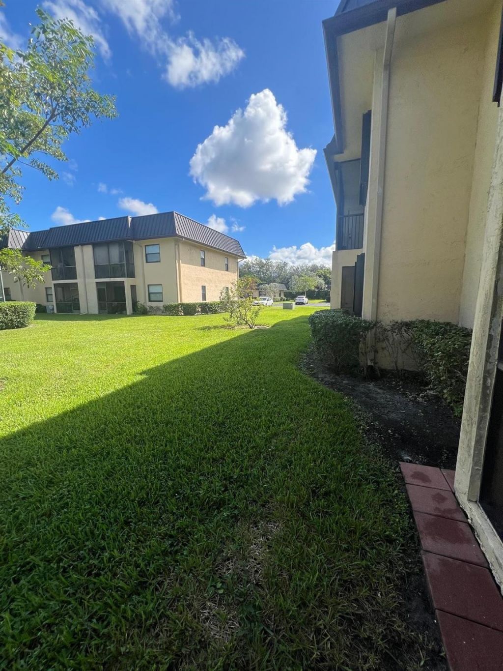 9165 NW 1st Street, Unit 102, Pembroke Pines, FL 33024 Photo