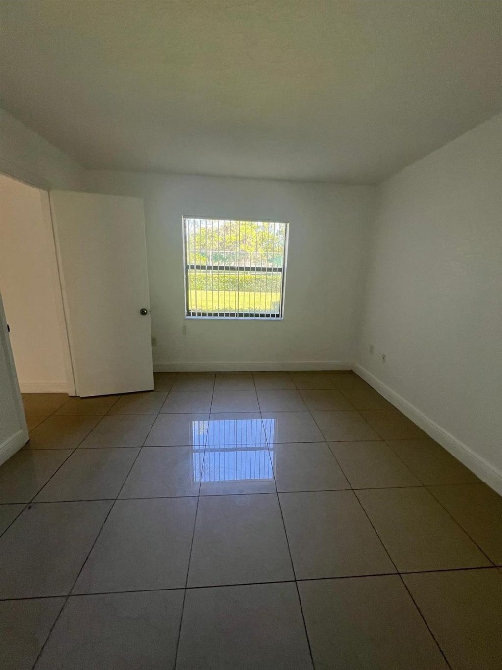 9165 NW 1st Street, Unit 102, Pembroke Pines, FL 33024 Photo