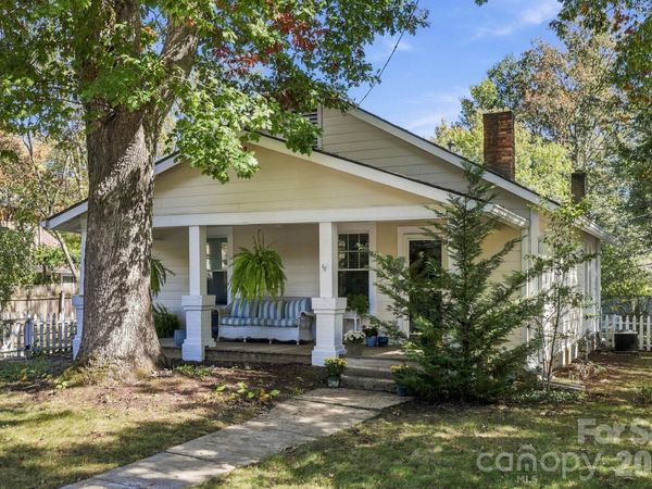 404 Montreat Road, Black Mountain, NC 28711