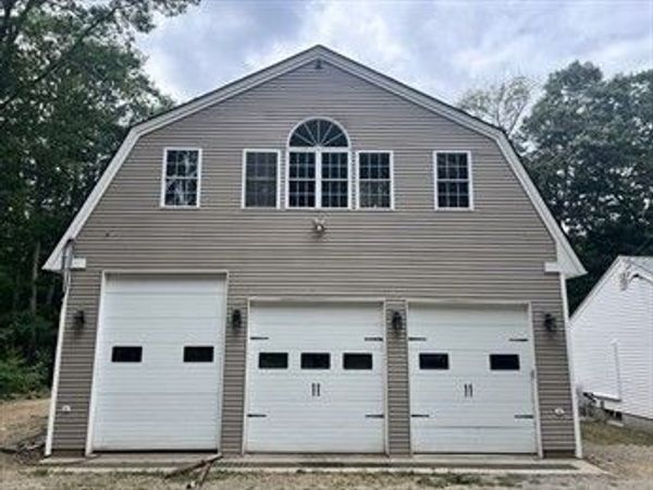 199 Center Depot Road, Charlton, MA 01507