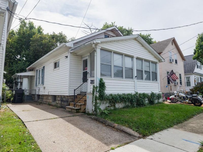 506 Dewey Street, Sandusky, OH 44870 Photo 1