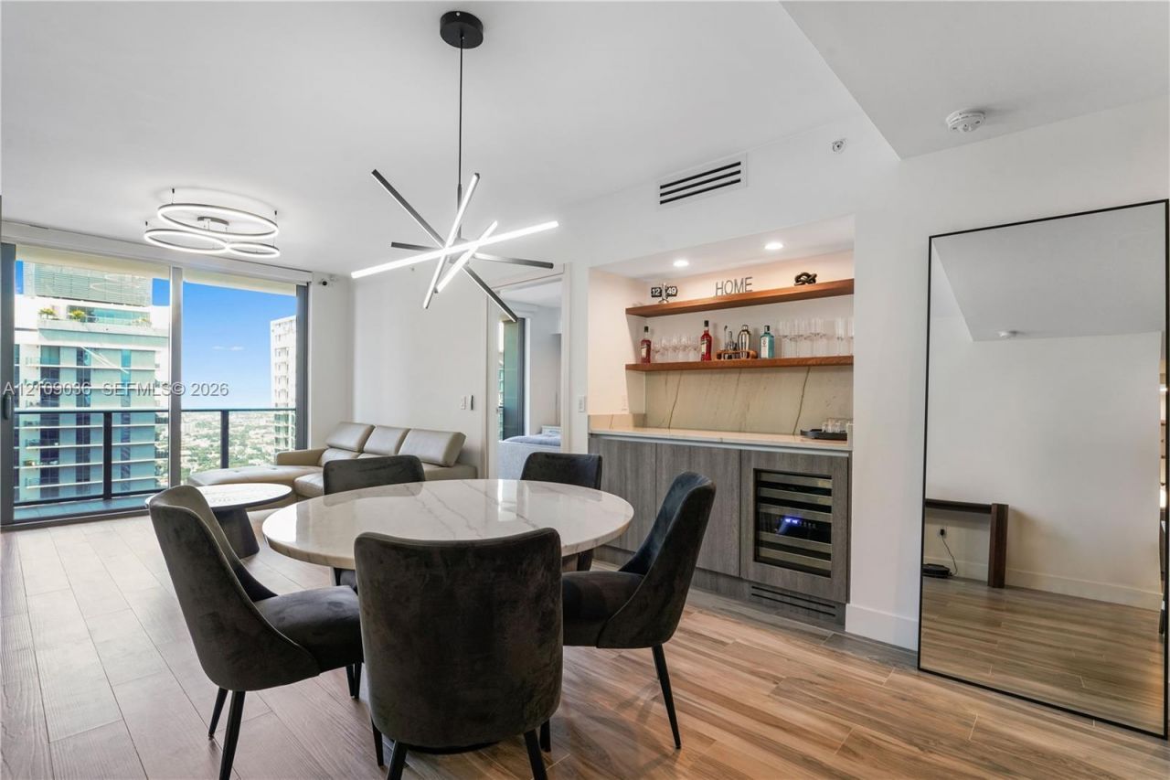 801 S Miami Ave , Unit 4410, Miami, FL 33130 Photo