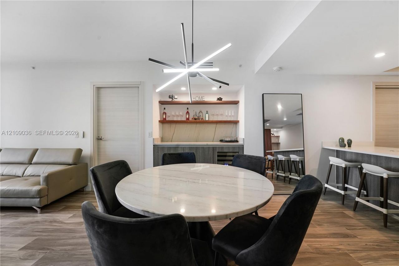 801 S Miami Ave , Unit 4410, Miami, FL 33130 Photo