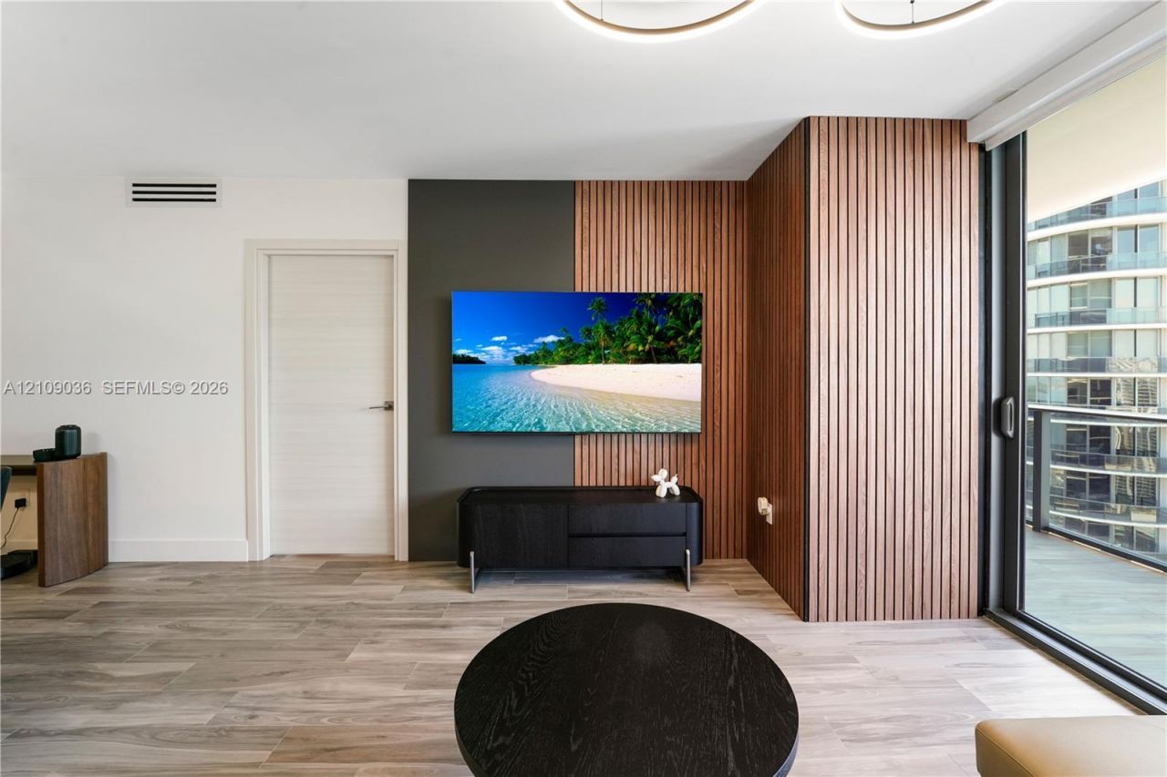 801 S Miami Ave , Unit 4410, Miami, FL 33130 Photo