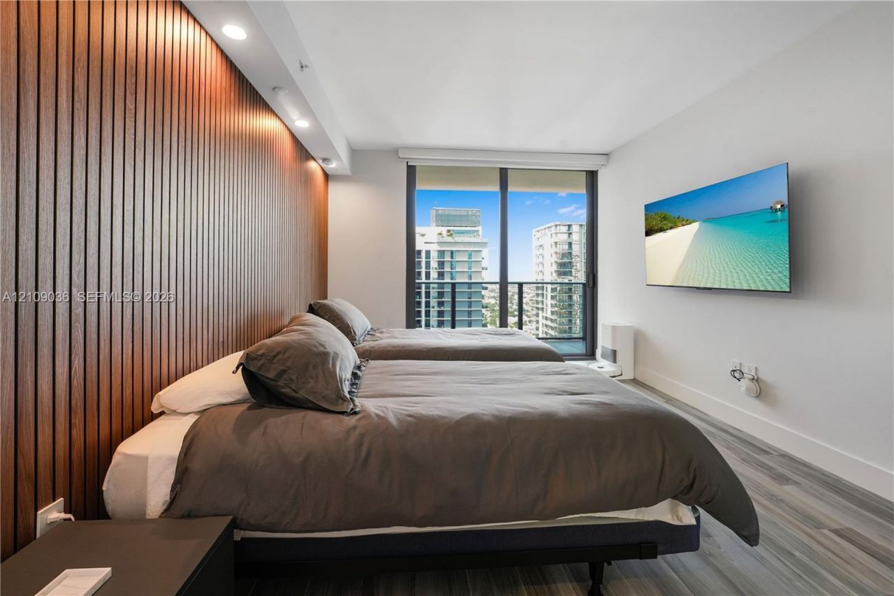 801 S Miami Ave , Unit 4410, Miami, FL 33130 Photo