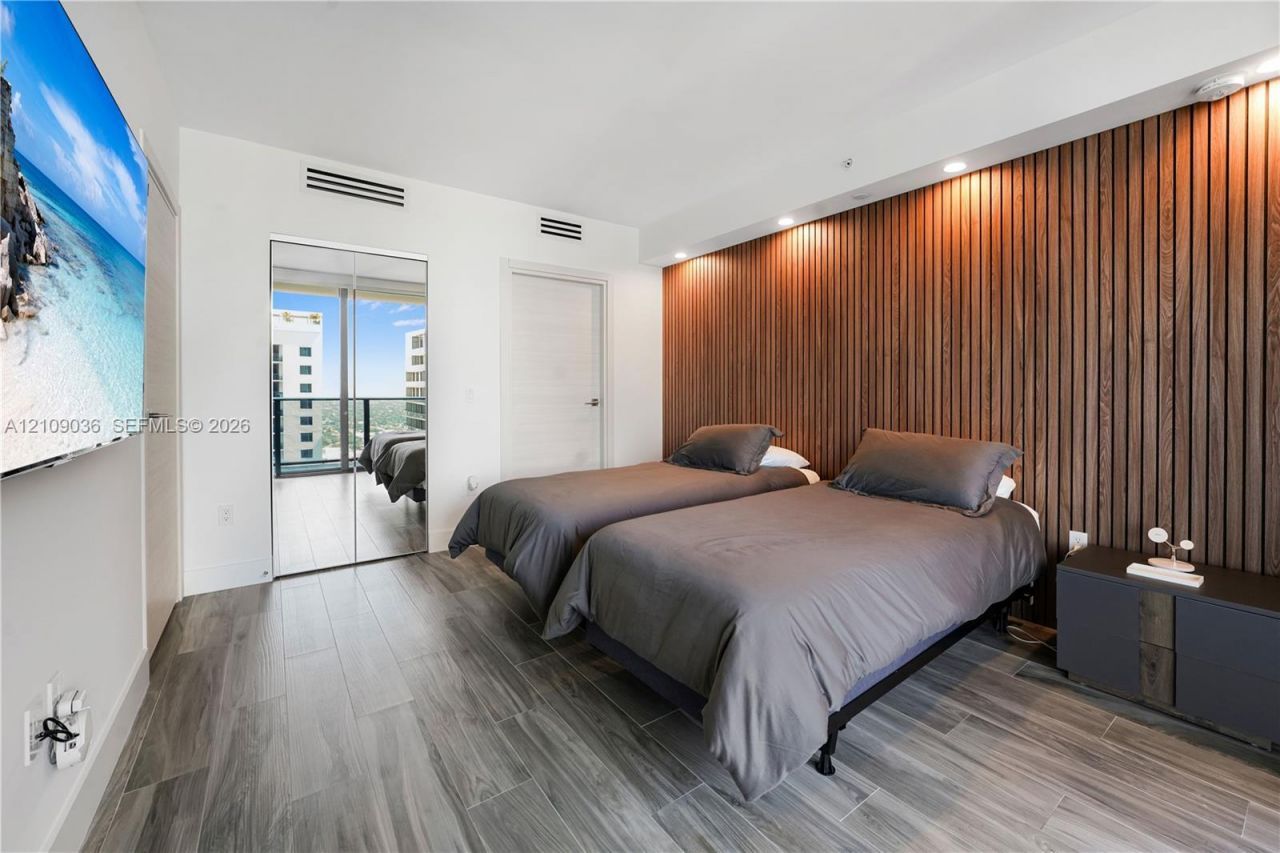 801 S Miami Ave , Unit 4410, Miami, FL 33130 Photo