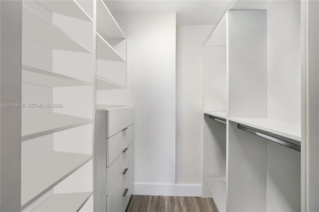 801 S Miami Ave , Unit 4410, Miami, FL 33130 Photo