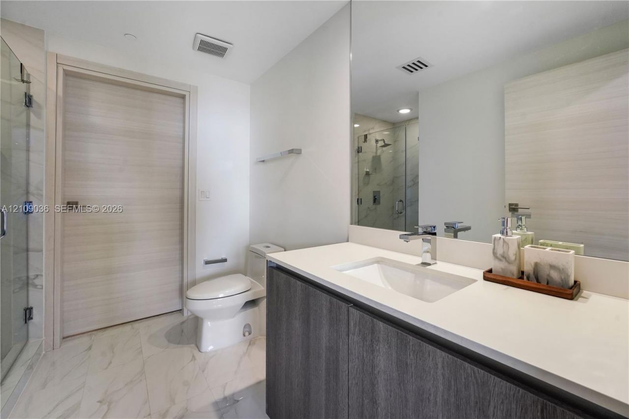801 S Miami Ave , Unit 4410, Miami, FL 33130 Photo
