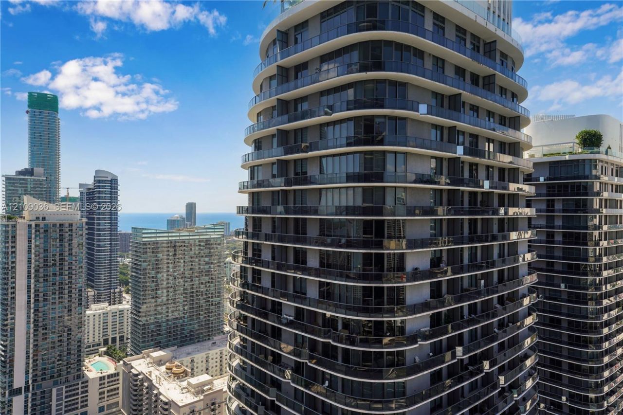 801 S Miami Ave , Unit 4410, Miami, FL 33130 Photo