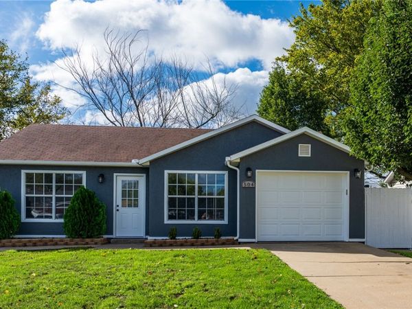 504 Acorn Drive , Rogers, AR 72756