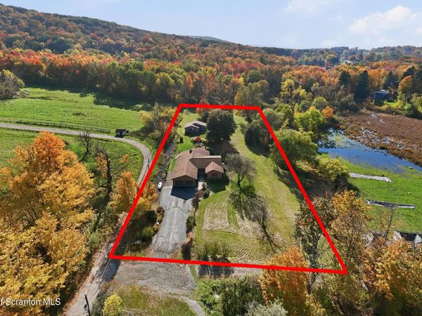40 Zury Road , Scott Twp, PA 18447