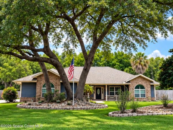 90 Spring Lake Drive , DeBary, FL 32713