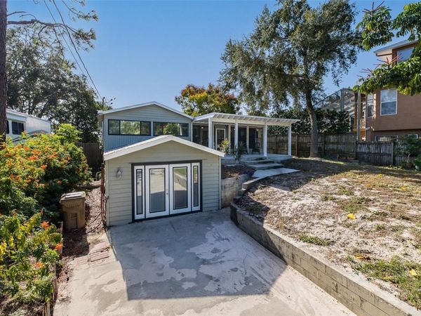 3138 BLUFF BOULEVARD , HOLIDAY, FL 34691