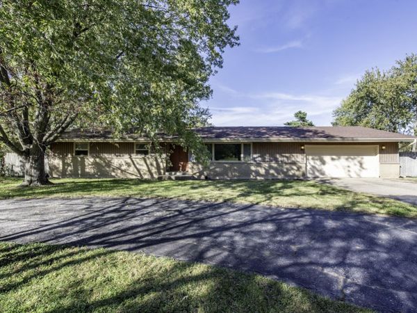 11850 W 29th Street , Beach Park, IL 60099