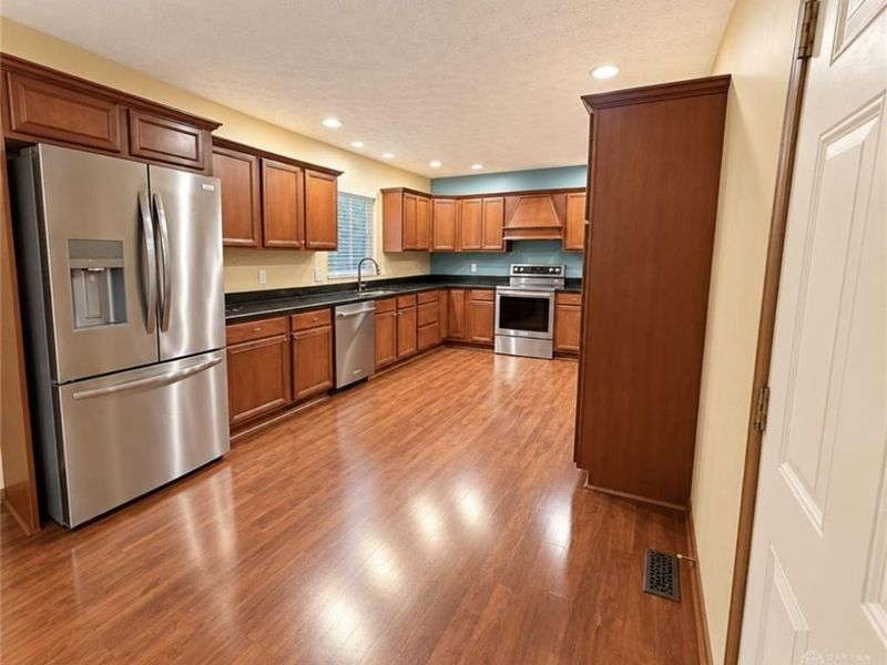 6230 7 Pines Drive, West Carrollton, OH 45449 Photo 5