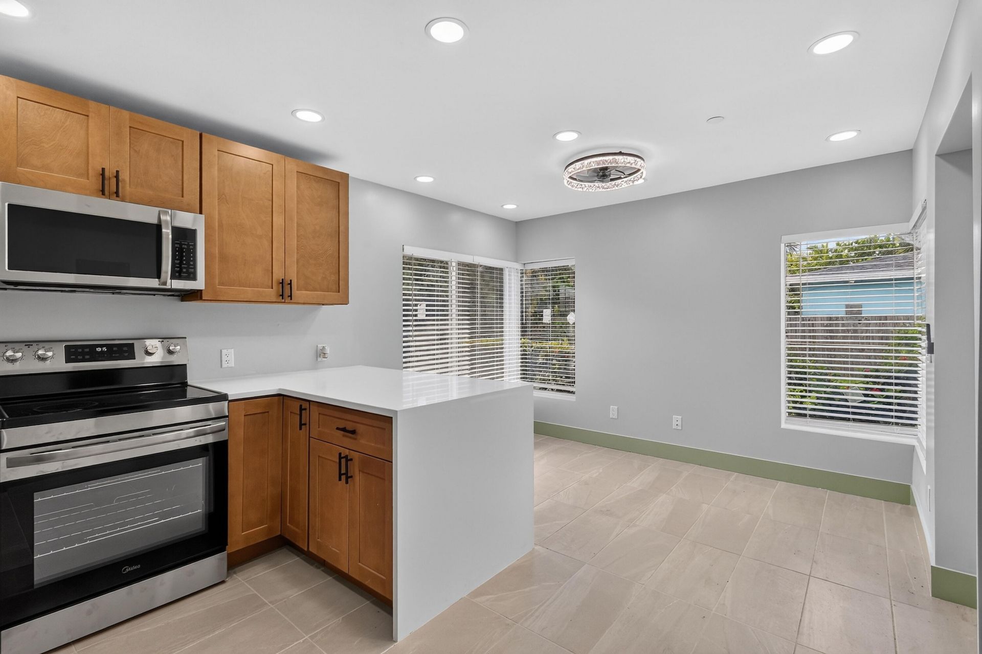 502 54th Street, West Palm Beach, FL 33407 Photo