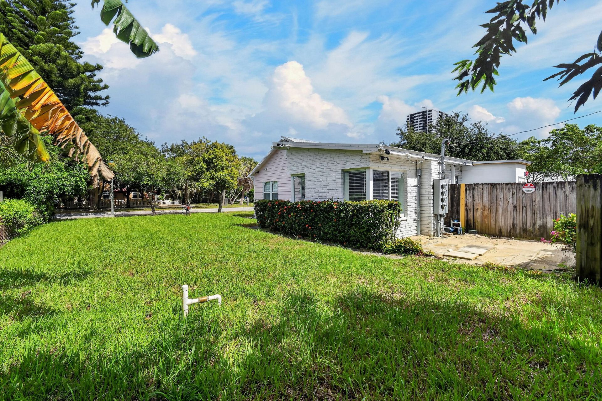 502 54th Street, West Palm Beach, FL 33407 Photo