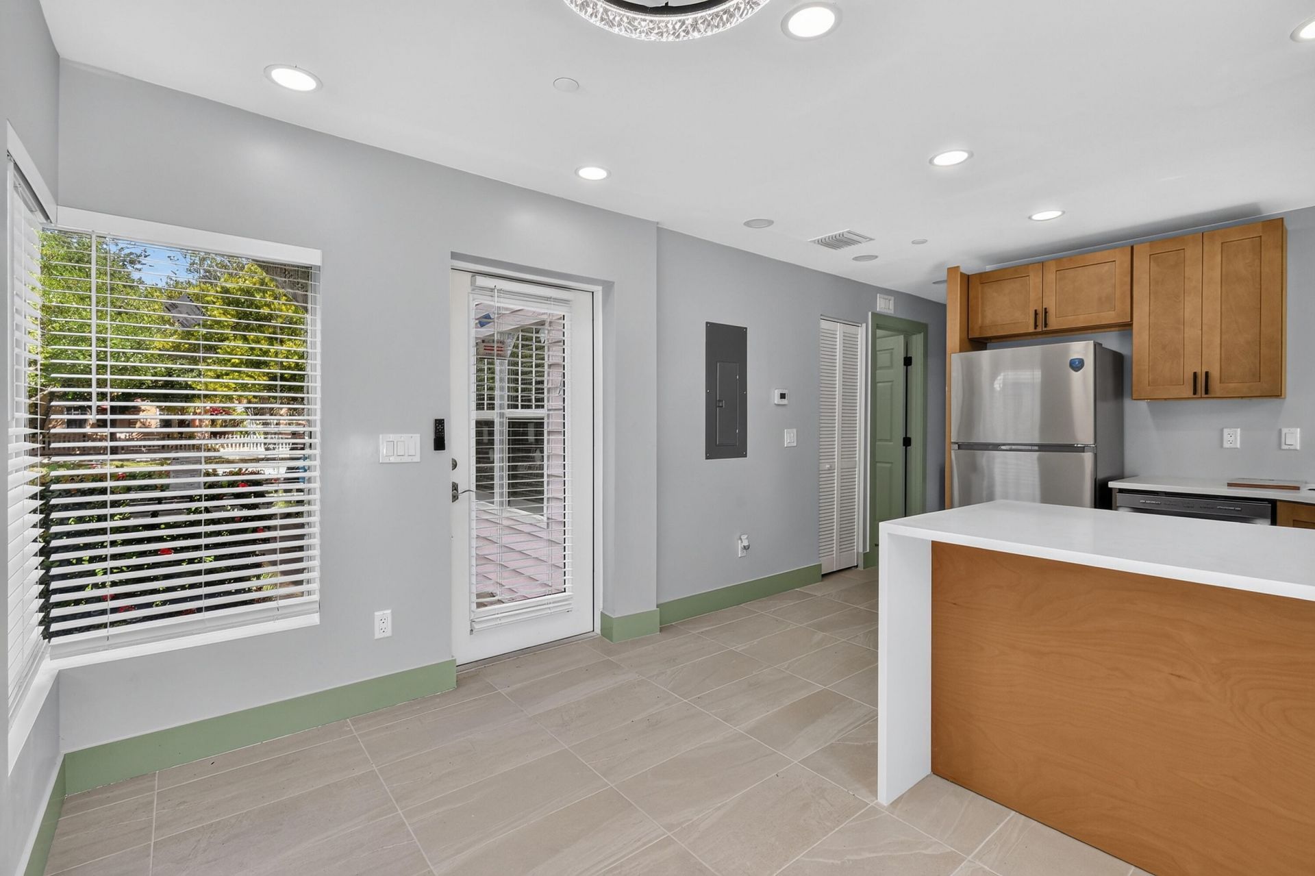 502 54th Street, West Palm Beach, FL 33407 Photo
