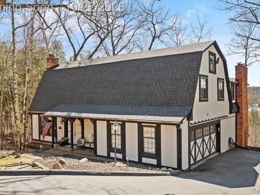6885 Deerhill Drive, Independence Township, Mi 48346