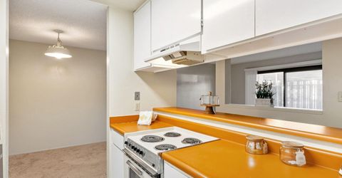 2955 Lakeside Drive, Unit 112, Reno, NV 89509 Photo