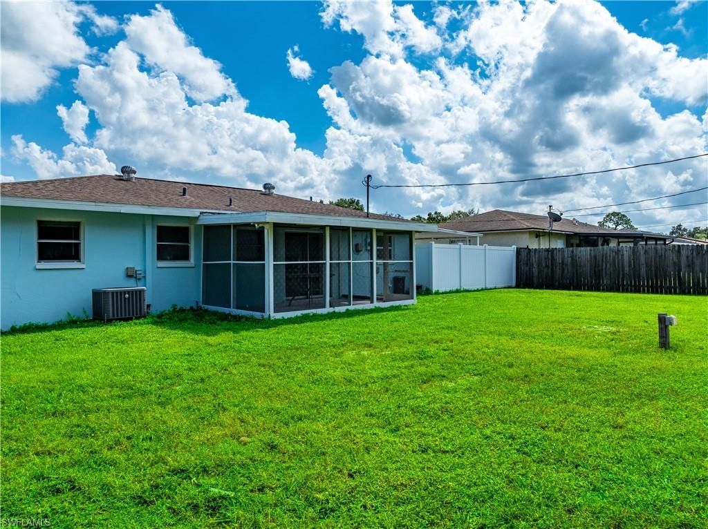 2201 Lotus Rd, Fort Myers, FL 33905 Photo