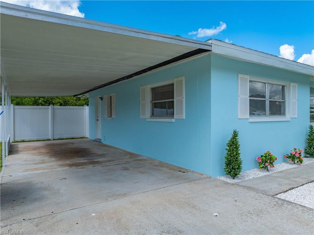 2201 Lotus Rd, Fort Myers, FL 33905 Photo