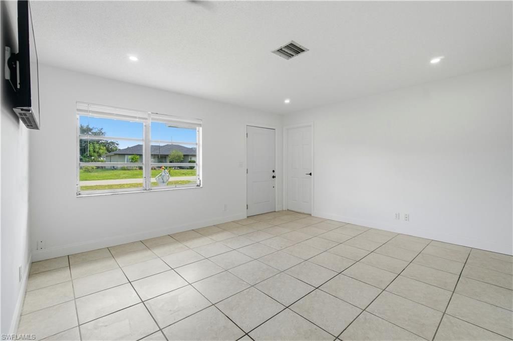 2201 Lotus Rd, Fort Myers, FL 33905 Photo