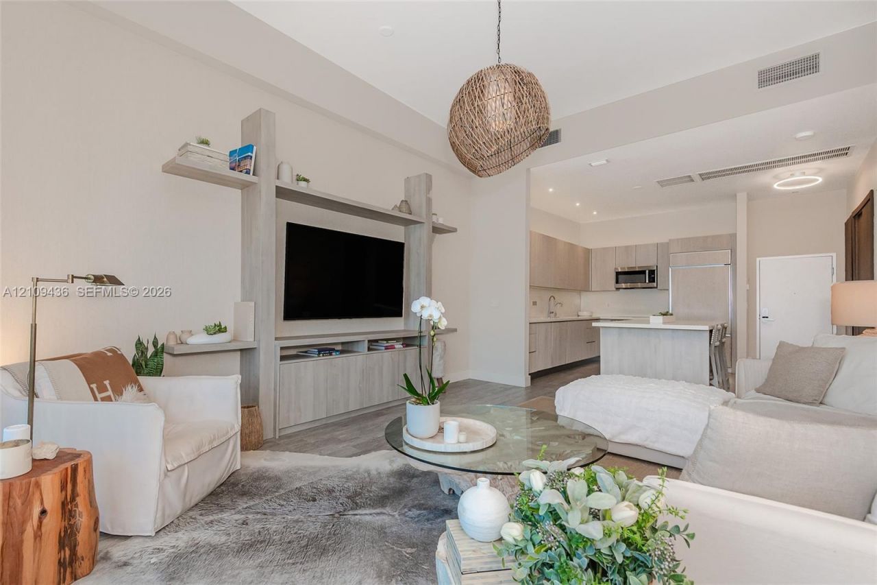 2301 Collins Ave , Unit 1615, Miami Beach, FL 33139 Photo