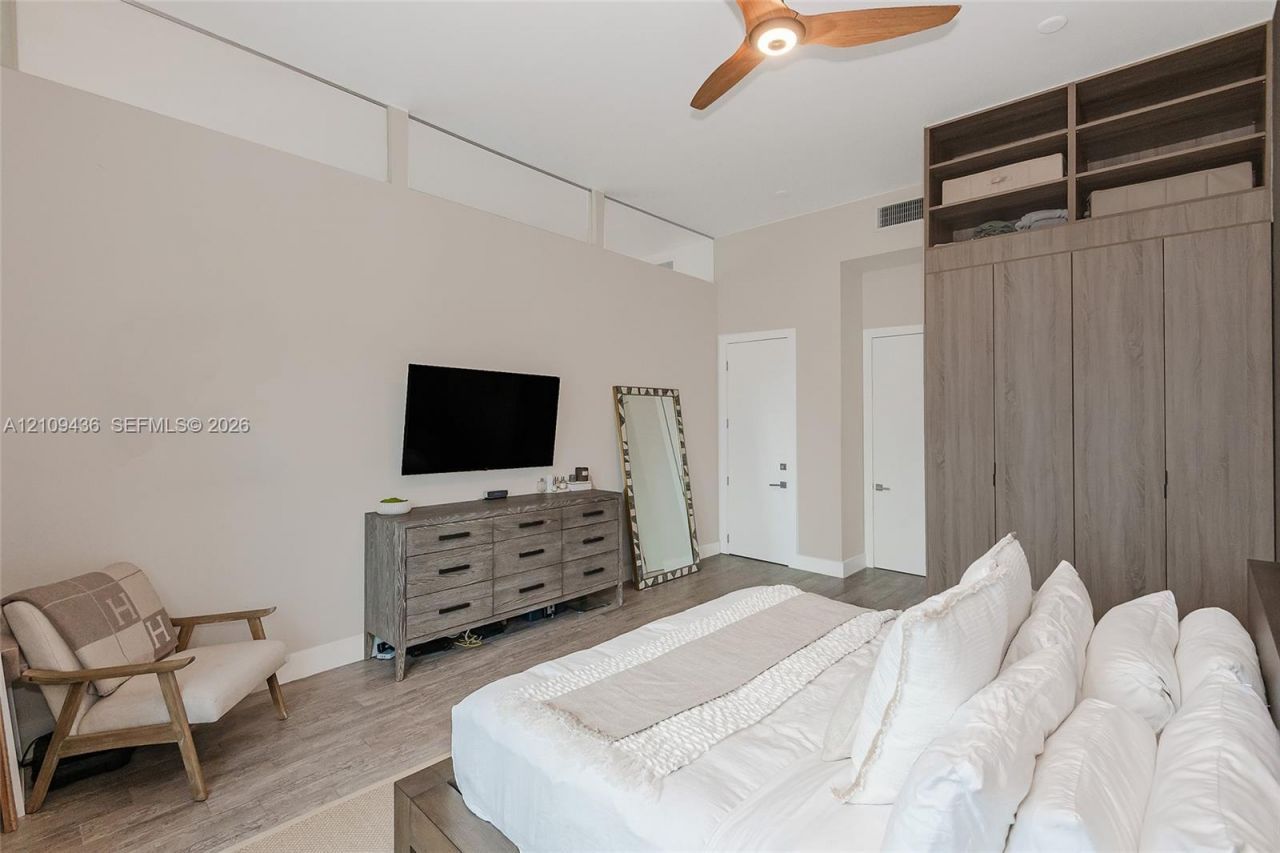 2301 Collins Ave , Unit 1615, Miami Beach, FL 33139 Photo