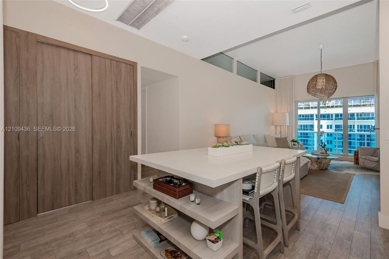 2301 Collins Ave , Unit 1615, Miami Beach, FL 33139 Photo