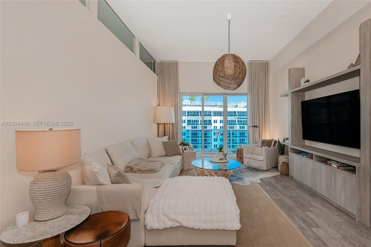 2301 Collins Ave , Unit 1615, Miami Beach, FL 33139 Photo