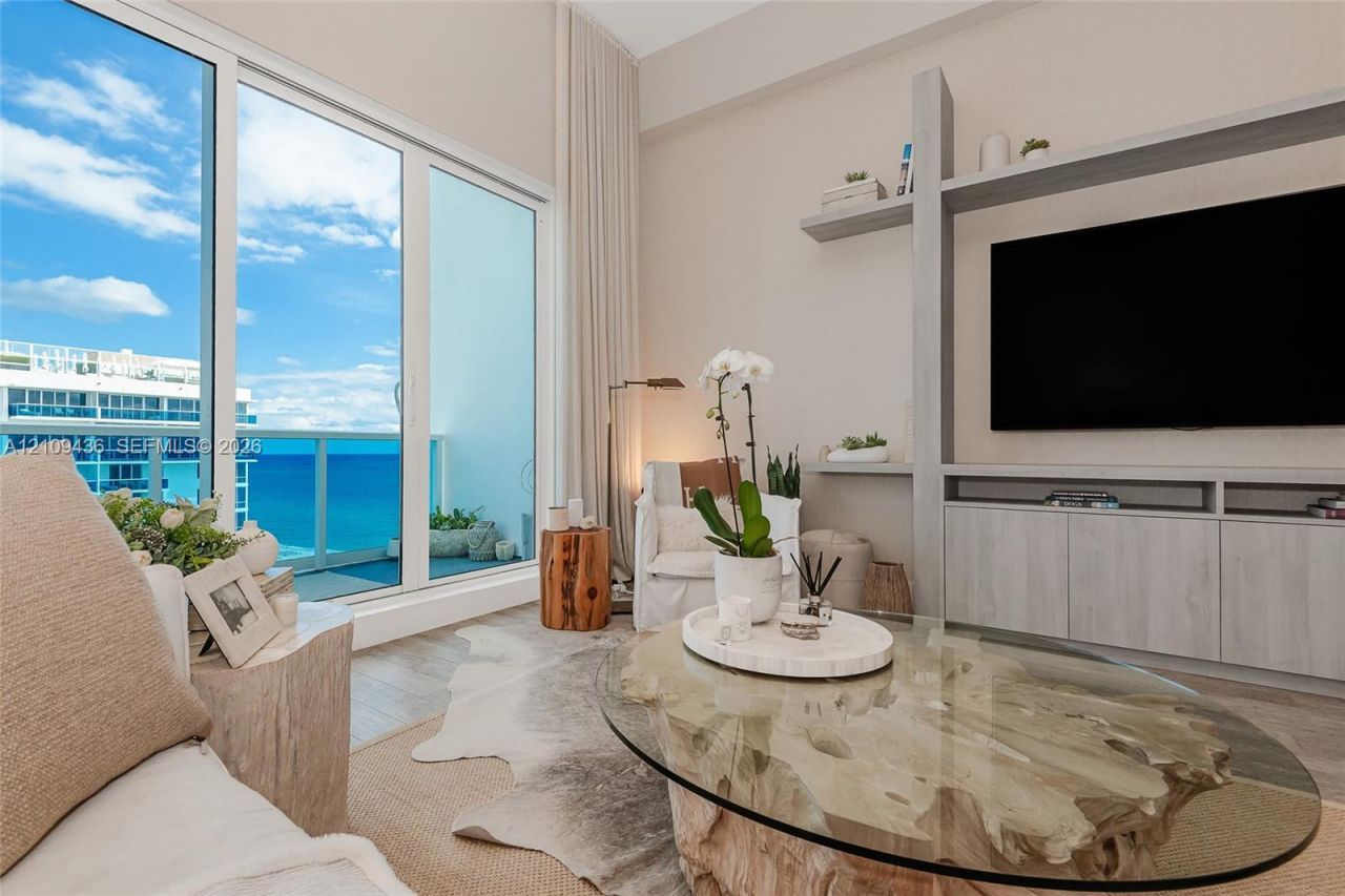 2301 Collins Ave , Unit 1615, Miami Beach, FL 33139 Photo