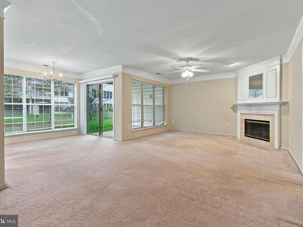 8206 WINSTEAD PLACE , Unit 102, MANASSAS, VA 20109
