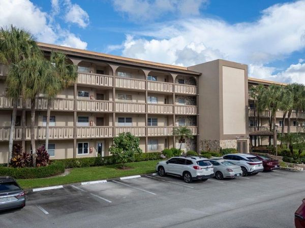 1703 Andros Isle, Unit J1, Coconut Creek, FL 33066