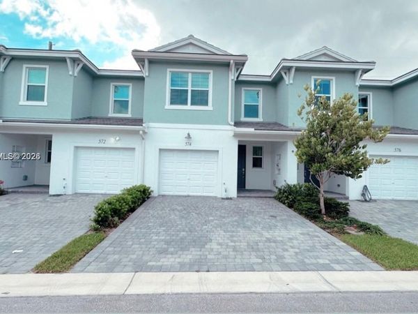 574 Parsons Way , Deerfield Beach, FL 33442