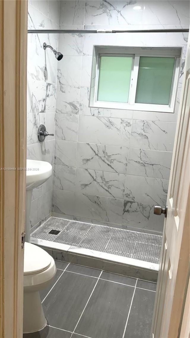 1930 NW 33rd St , Unit 1930, Miami, FL 33142 Photo