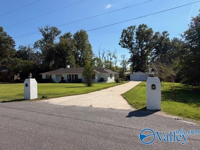 102 Cedar Lane, Moulton, AL 35650 Main Photo