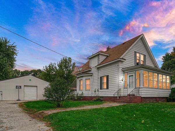 1807 E Lincolnway , La Porte, IN 46350