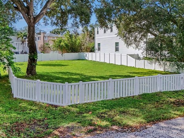 2902 N PERRY AVENUE , TAMPA, FL 33602