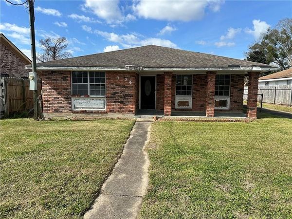 7524 DANIEL Drive , New Orleans, LA 70127