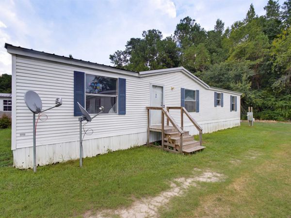 6 Locust St , Andrews, SC 29510