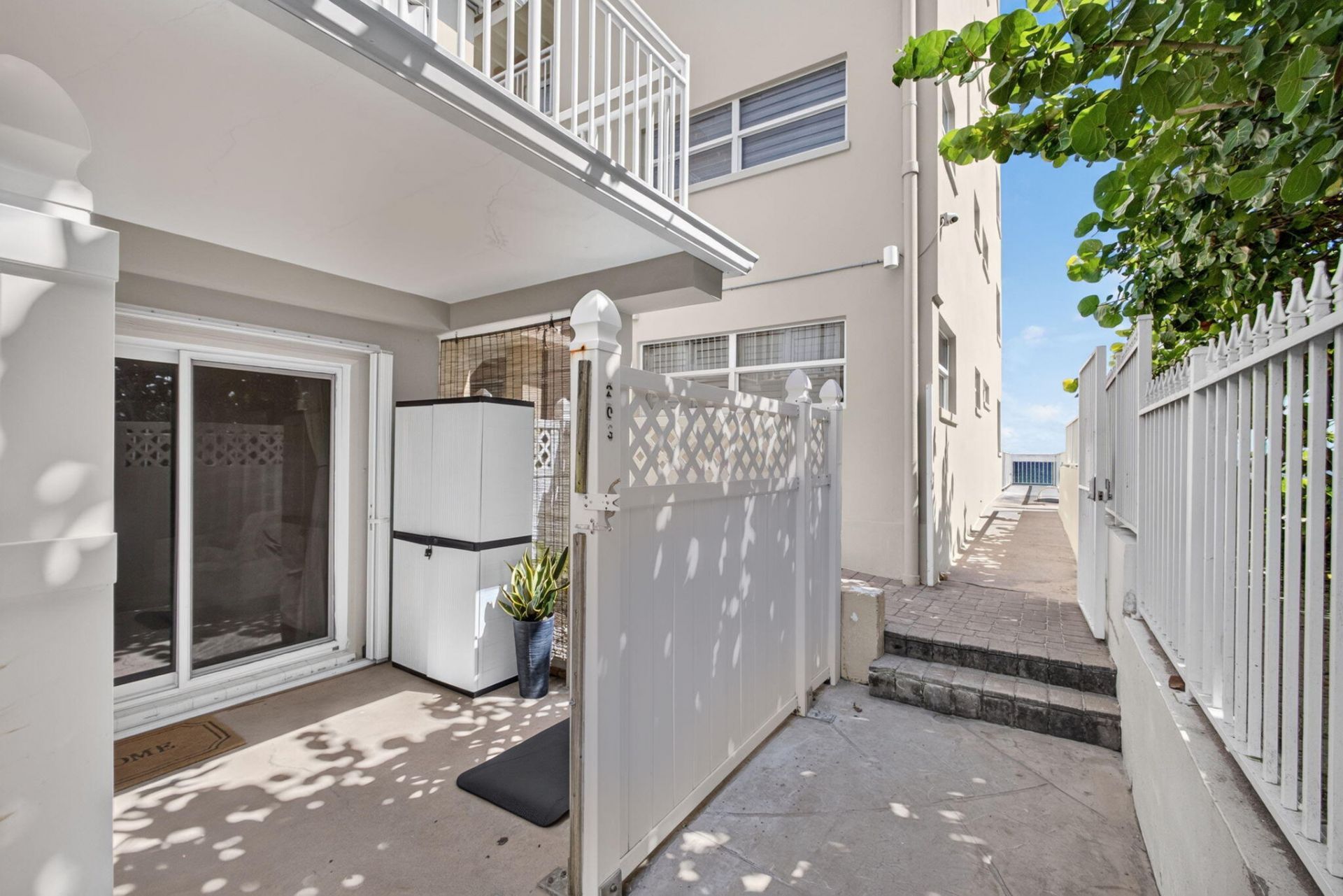 4500 S Ocean Boulevard, Unit 203, Palm Beach, FL 33480 Photo