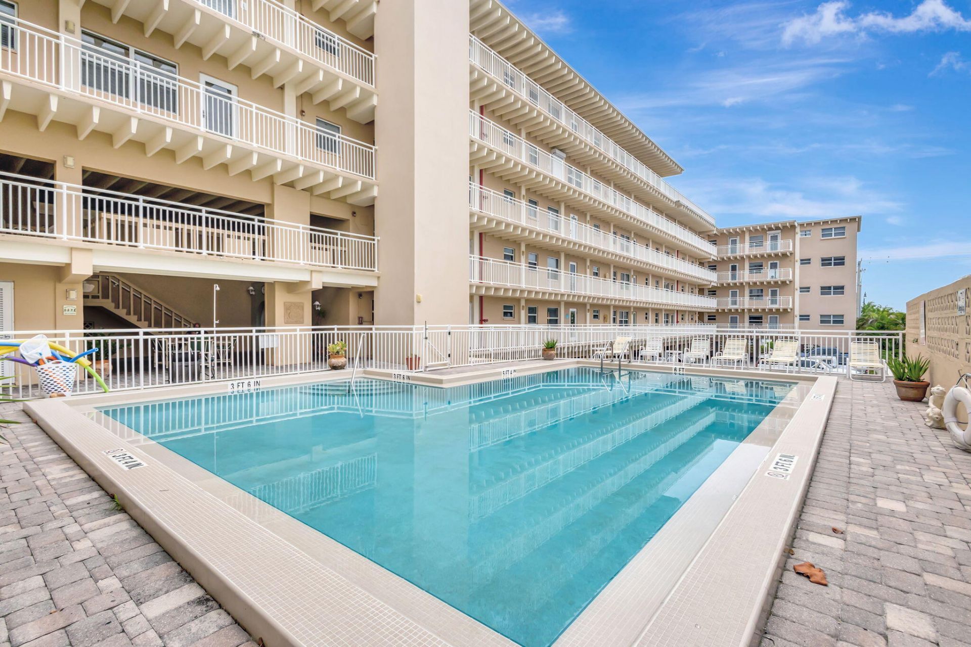 4500 S Ocean Boulevard, Unit 203, Palm Beach, FL 33480 Photo